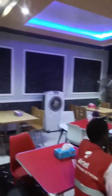 CHILL IN Restaurant photo 2
